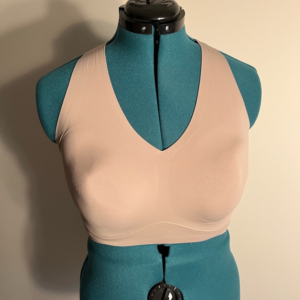 True skintone wireless bra